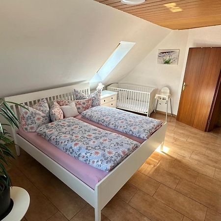 Apartament Gaestezimmer Zum Waldsachsener Grund Meerane Zewnętrze zdjęcie